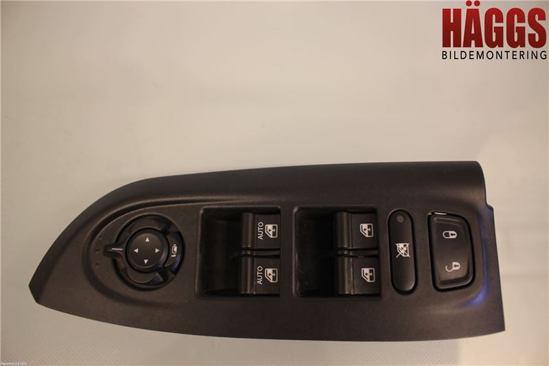 Fiat 500X 15- Strömställare Elhiss