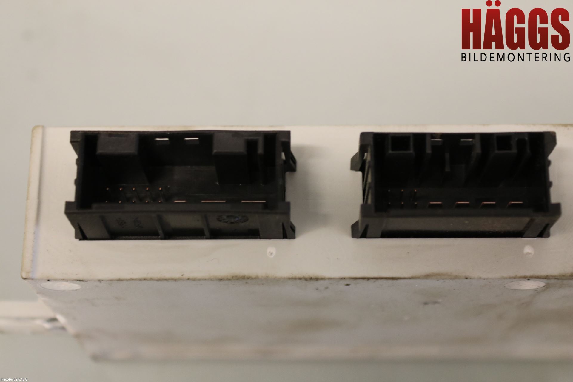 BMW 5 F10/F11/F18 09-17 Styrenhet Baklucka