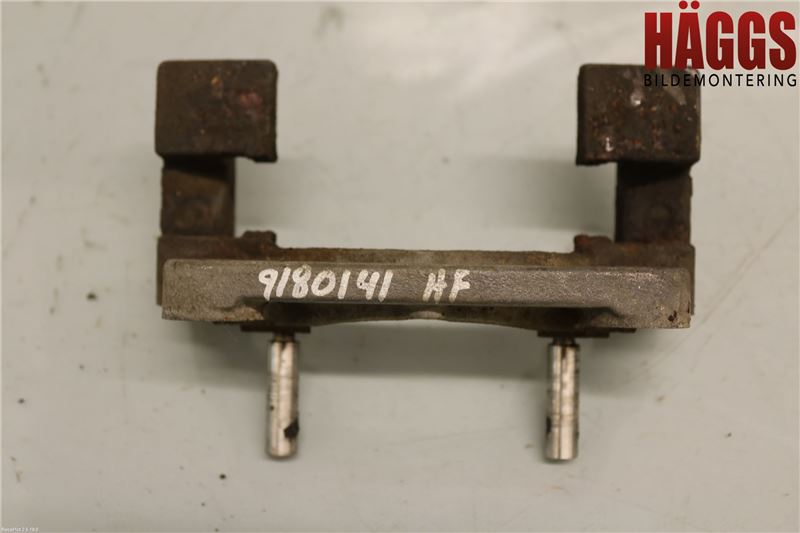 BMW 5 F10/F11/F18 09-17 Bromsokshållare
