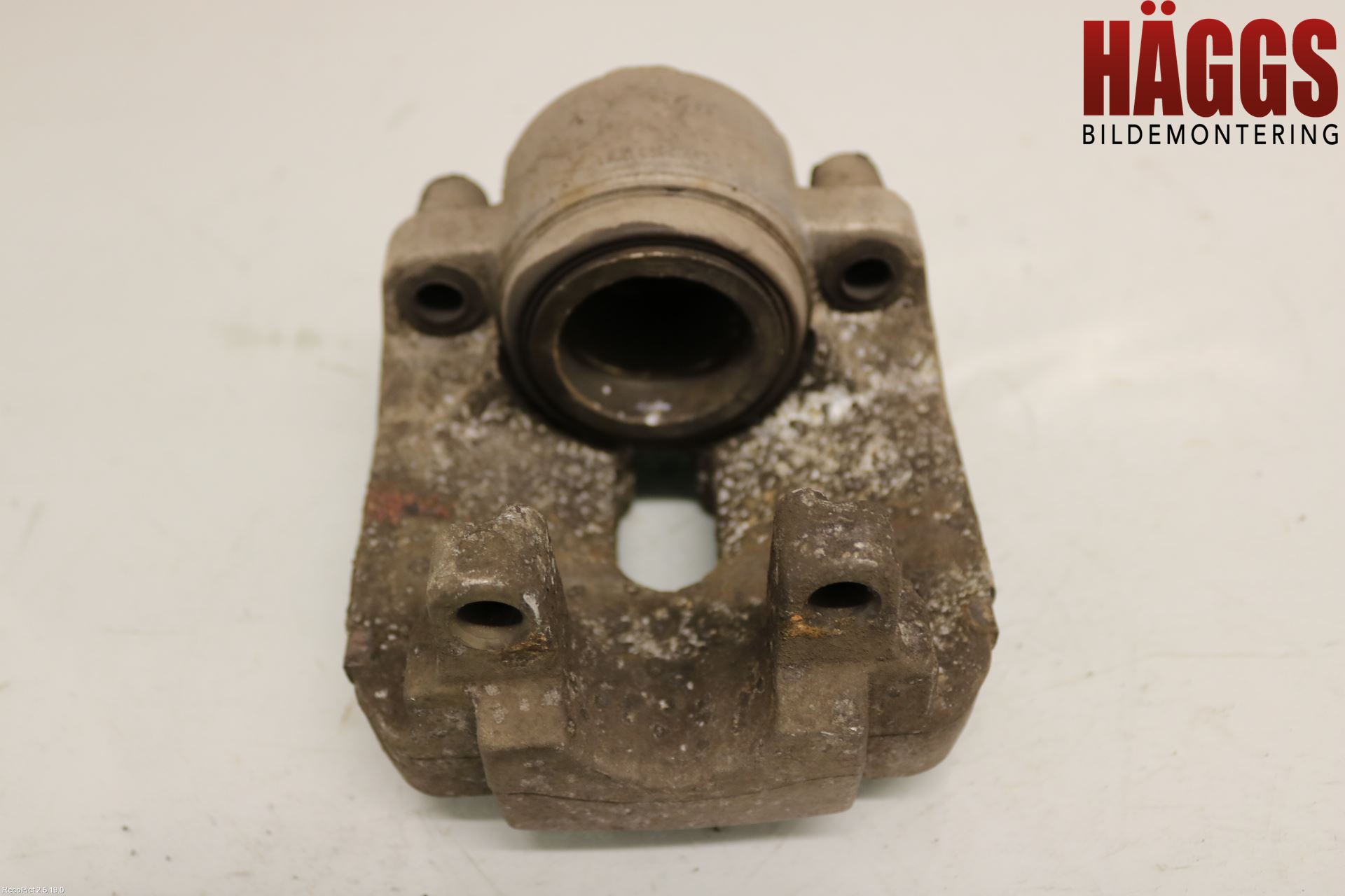 BMW 5 F10/F11/F18 09-17 Bromsok Fram Höger