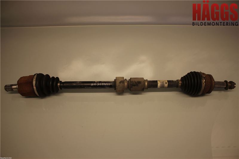 Kia CEED 06-12 Drivaxel Fram Höger