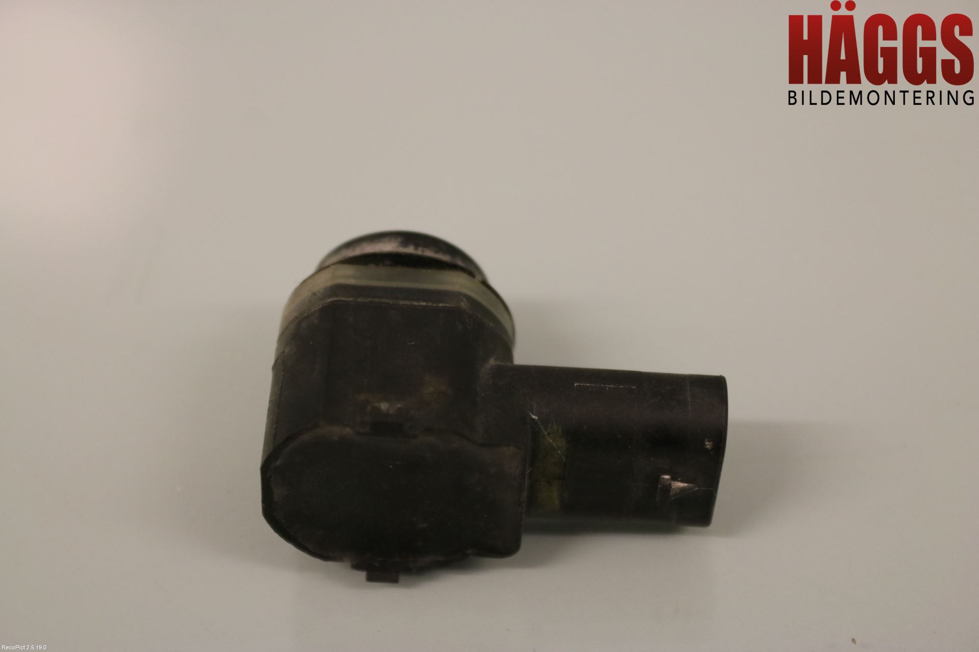 Skoda SUPERB 09-15 Parkeringshjälp Frontsensor