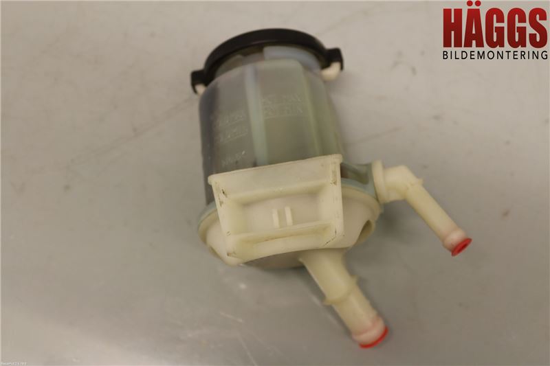 Toyota HILUX 05-16 Styrservooljebehållare