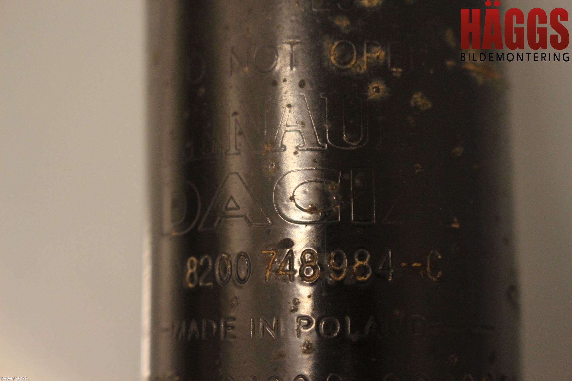 Dacia LOGAN PICK-UP Fjäderben Fram Vänster