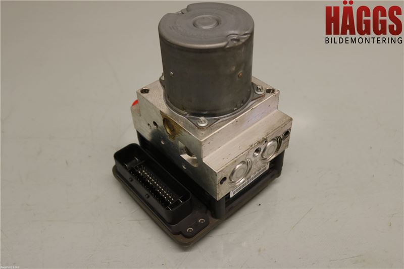 Mercedes-Benz MB E-KLASS (W212) 09-16 Abs Hydraulaggregat