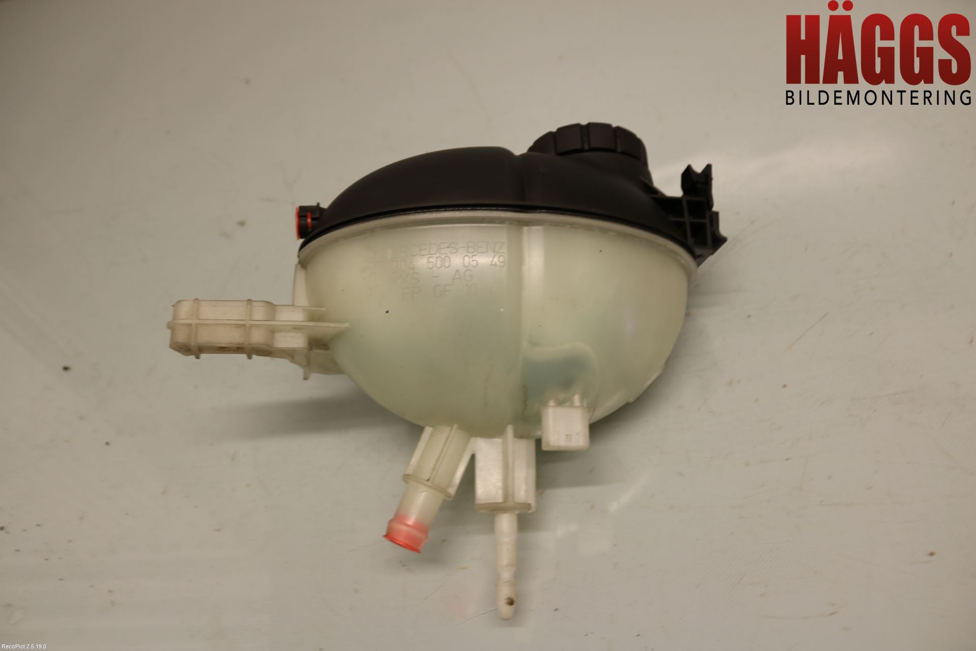 Mercedes-Benz MB E-KLASS (W212) 09-16 Expansionstank