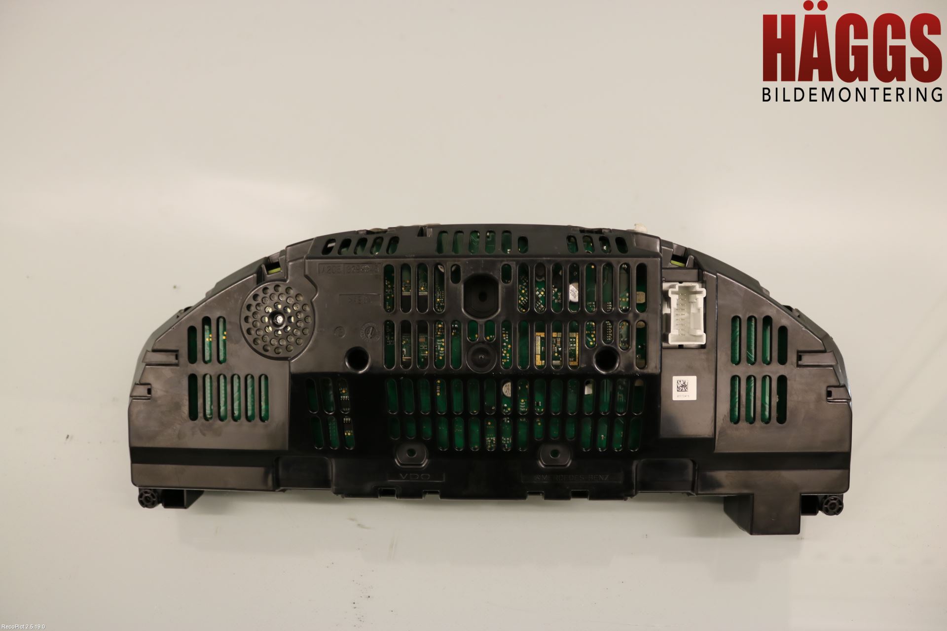 Mercedes-Benz MB E-KLASS (W212) 09-16 Instrument Komb