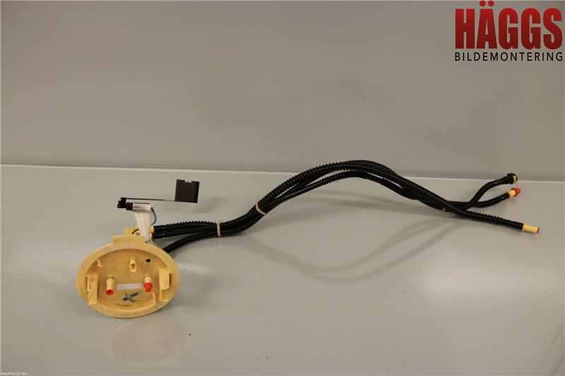 Mercedes-Benz MB E-KLASS (W212) 09-16 Givare Tank