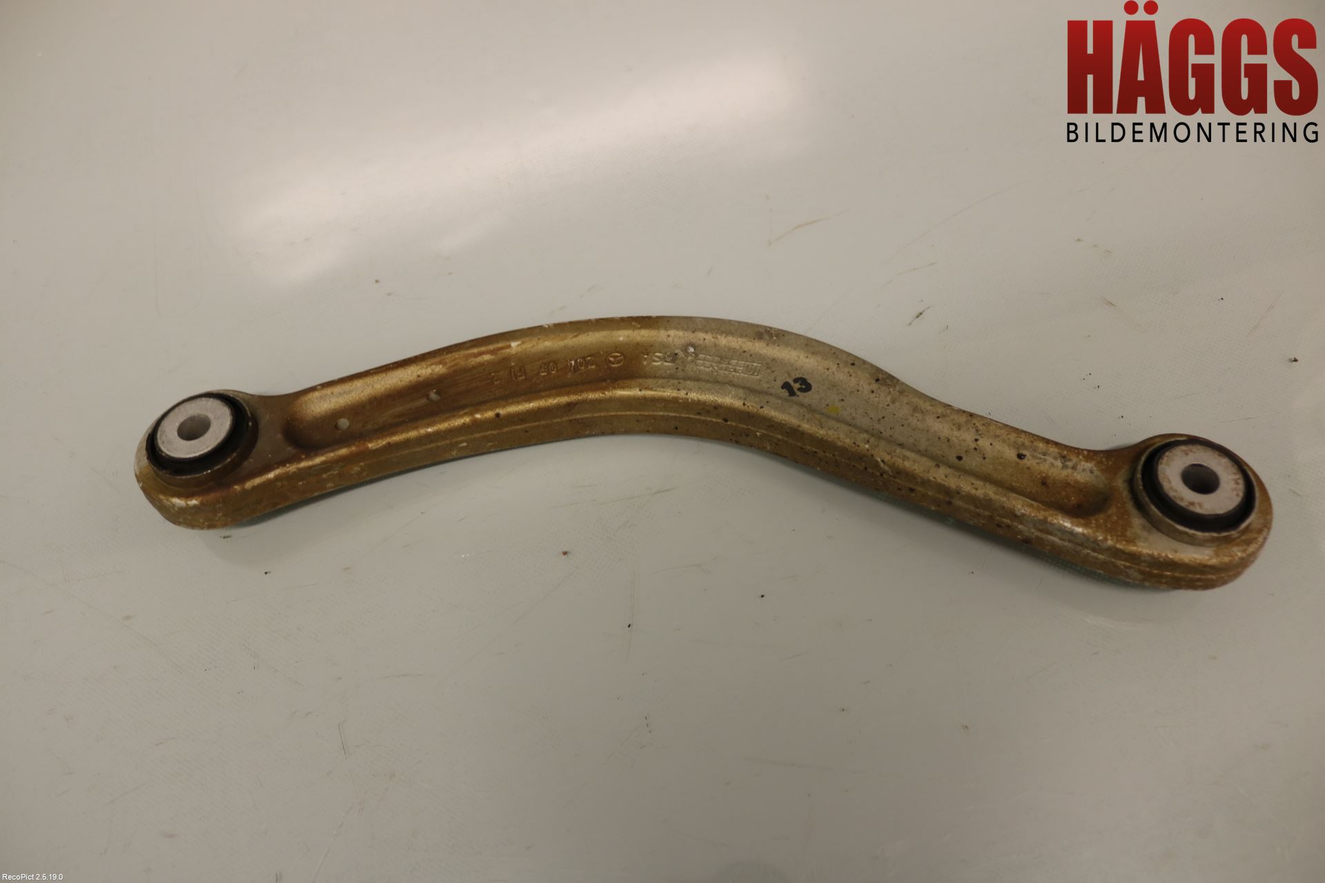 Mercedes-Benz MB E-KLASS (W212) 09-16 Bärarm Bak Övre Höger