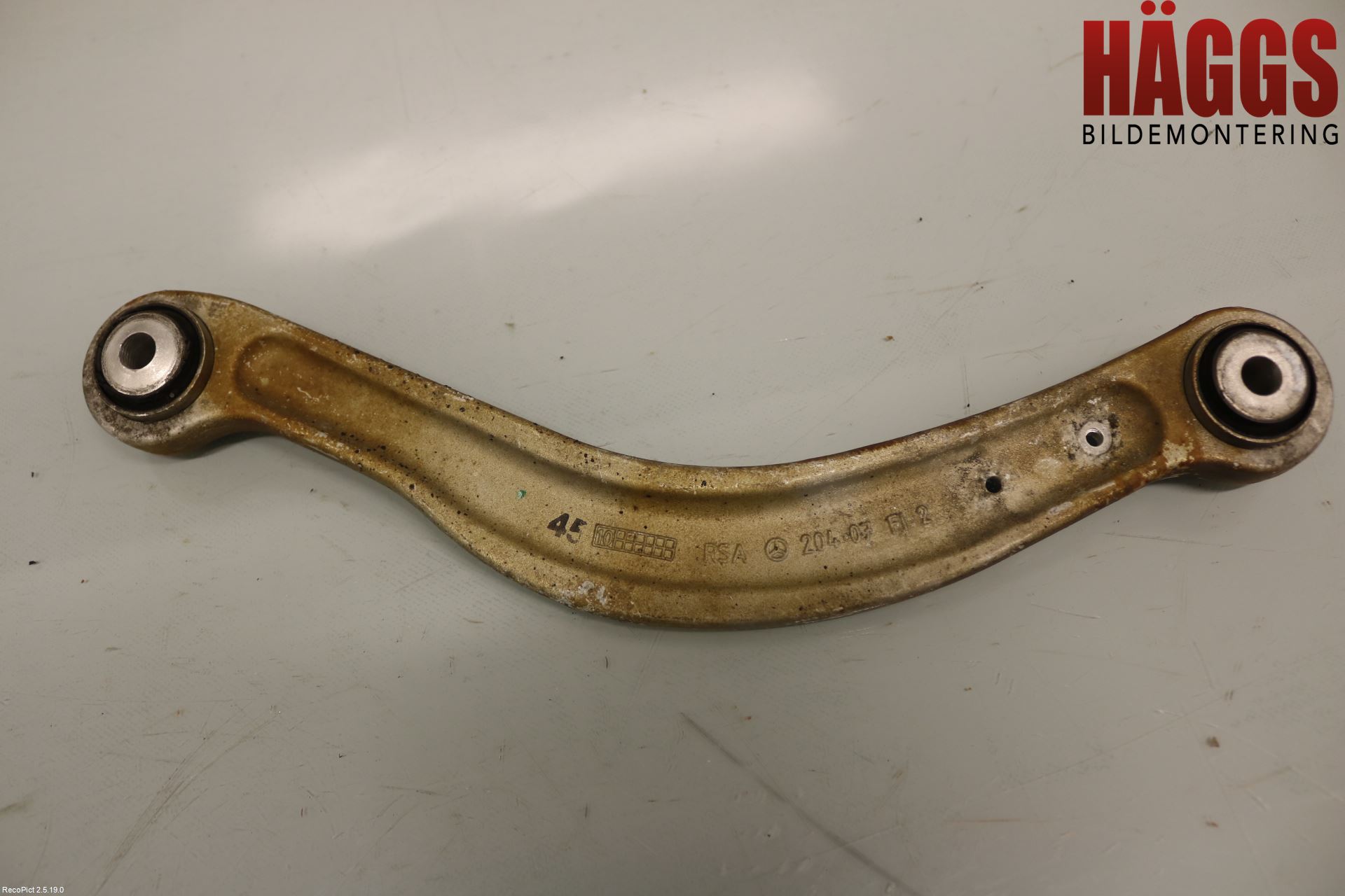 Mercedes-Benz MB E-KLASS (W212) 09-16 Bärarm Bak Övre Vänster
