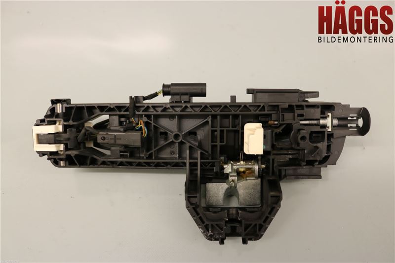 Mercedes-Benz MB E-KLASS (W212) 09-16 Dörrhandtag Yttre Hö