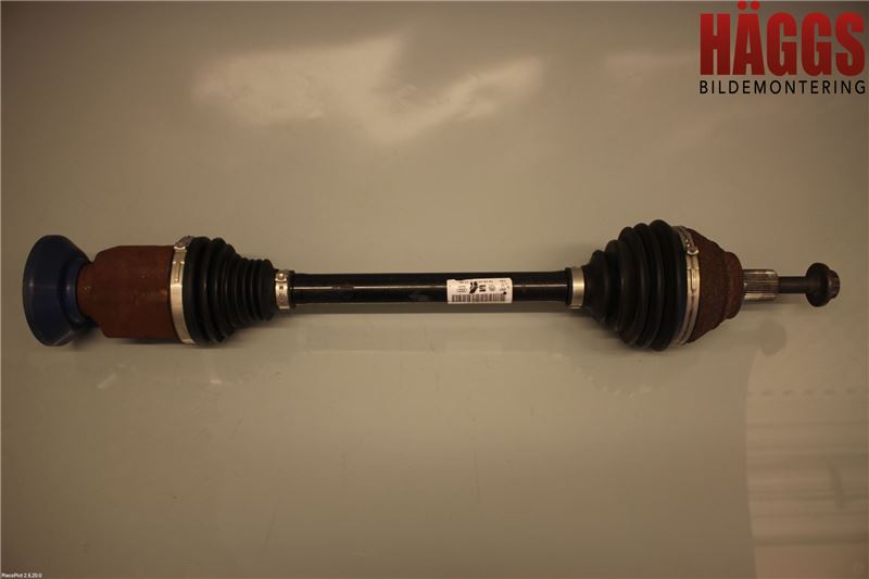 Volkswagen VW TIGUAN 16-24 Drivaxel Fram Höger