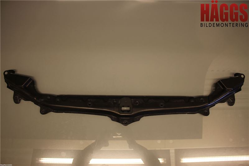 BMW 5 E60/61 Sed/Tou 02-10 Front Huvlåsplåt-Balk