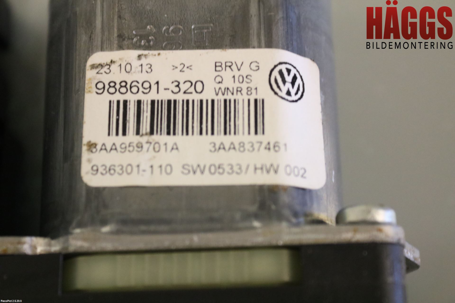 Volkswagen VW PASSAT 11-14 Fönsterhissmotor