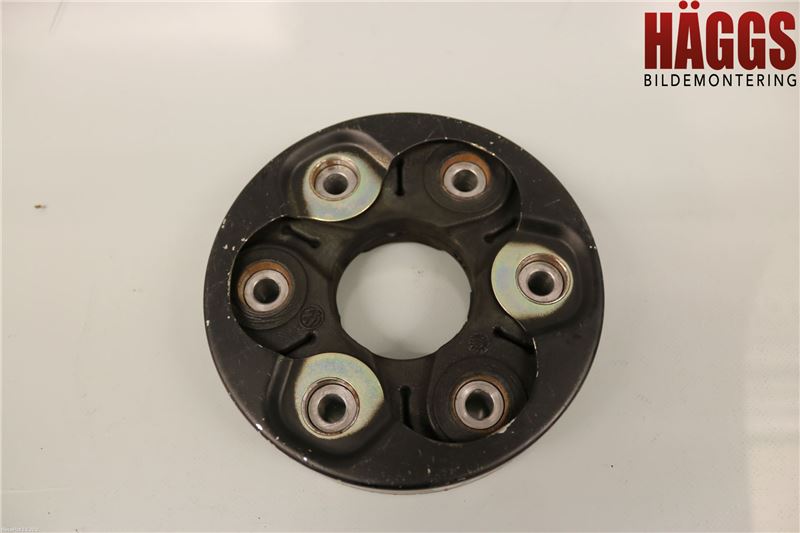 Volkswagen VW PASSAT 11-14 Mellanaxel Gummiknut