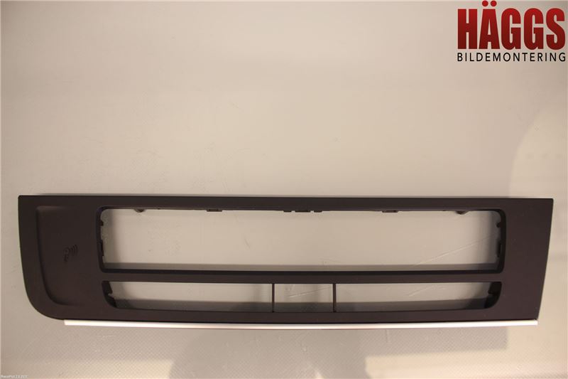Audi A7/S7 4G 11-17 Instrument-Radio Sarg