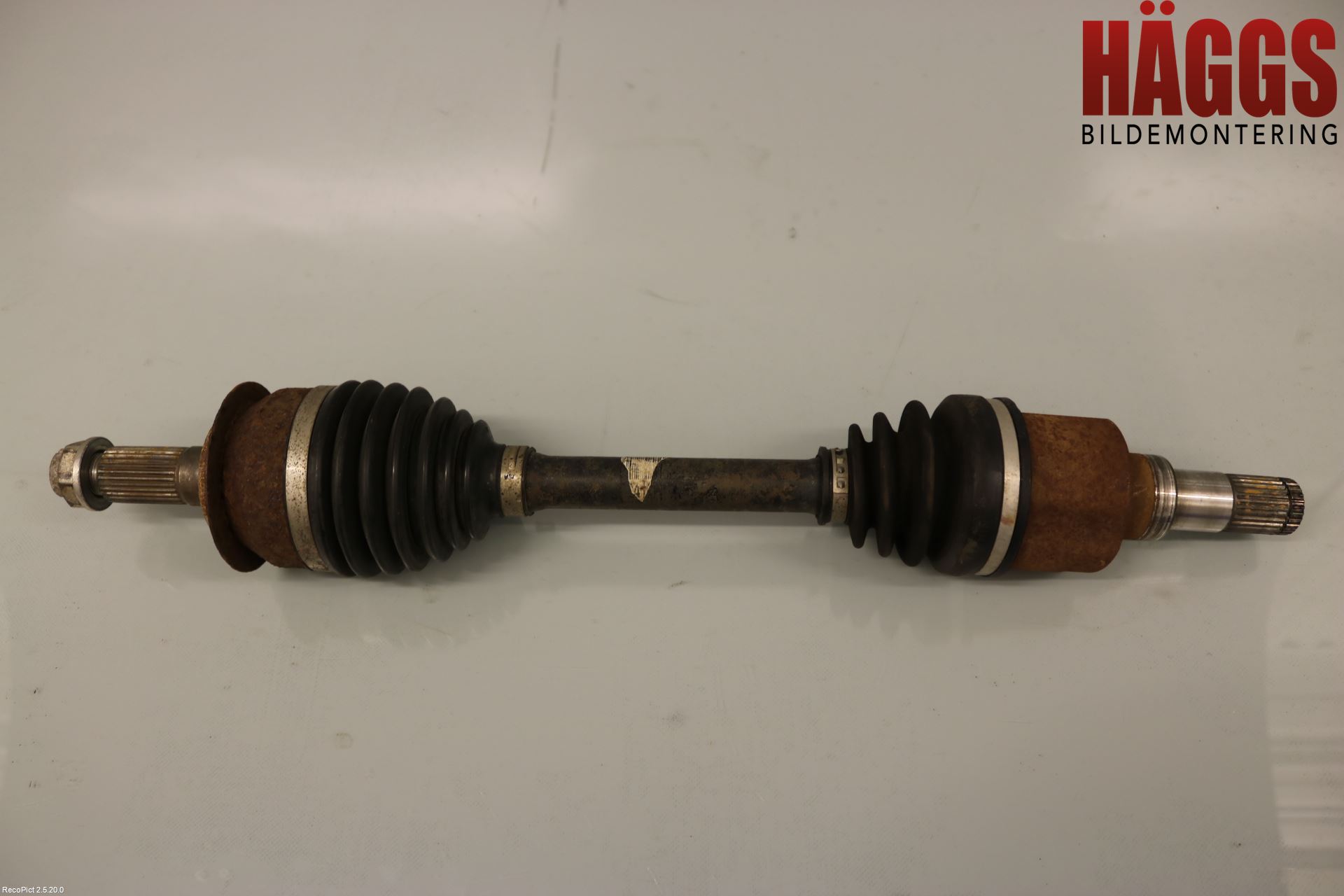 Suzuki SX4 06-09 Drivaxel Fram Vänster