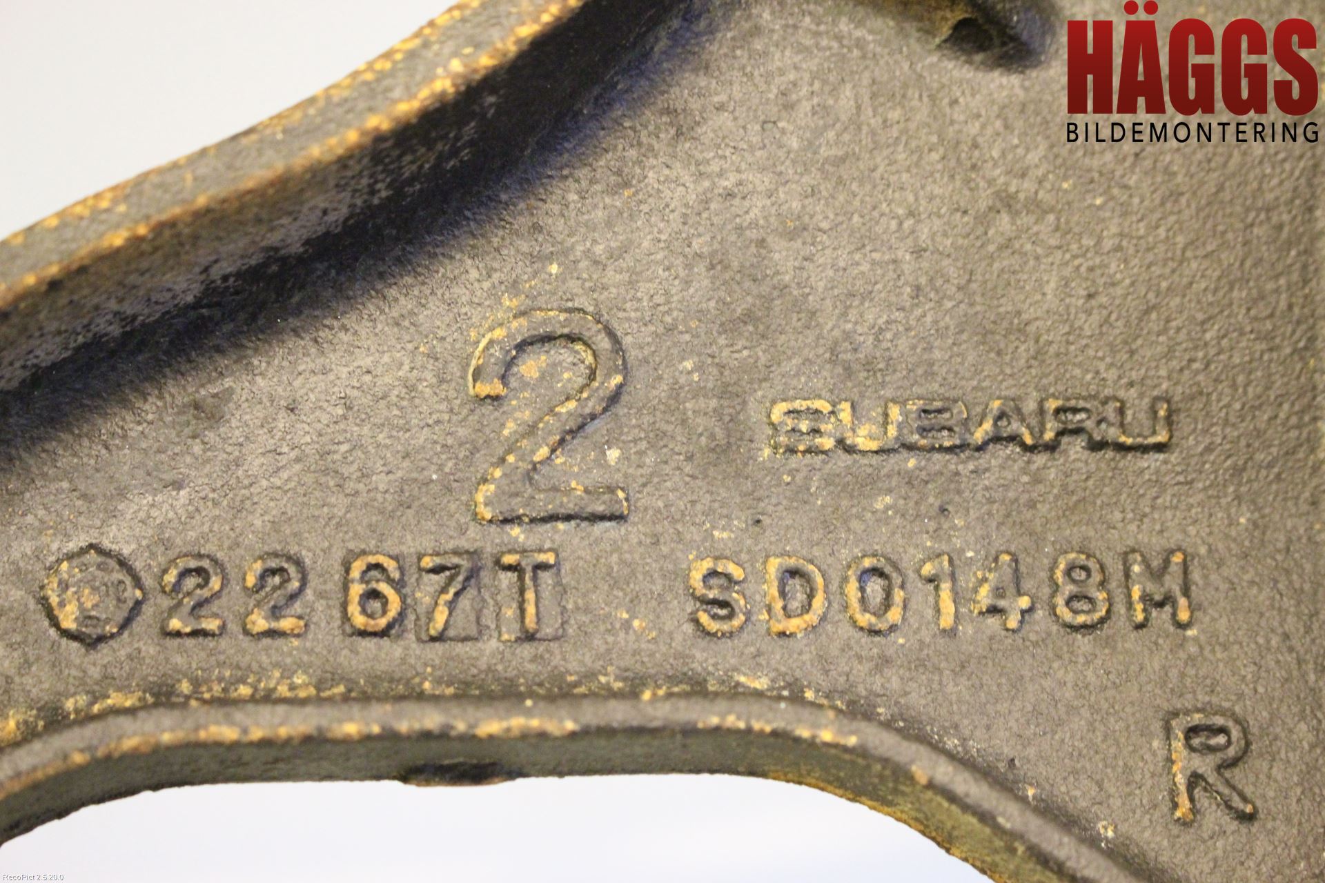 Subaru OUTBACK 15-20 Bärarm Bak Övre Höger