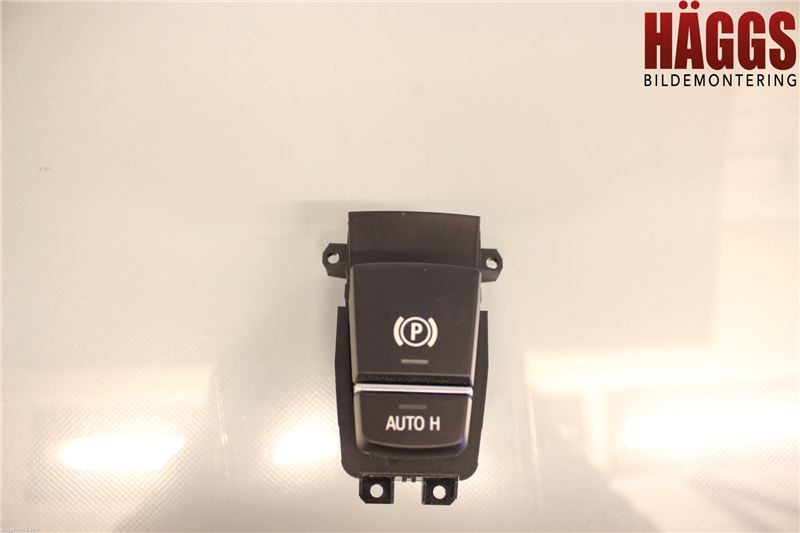 BMW 5 F10/F11/F18 09-17 Strömställare Parkeringsbroms