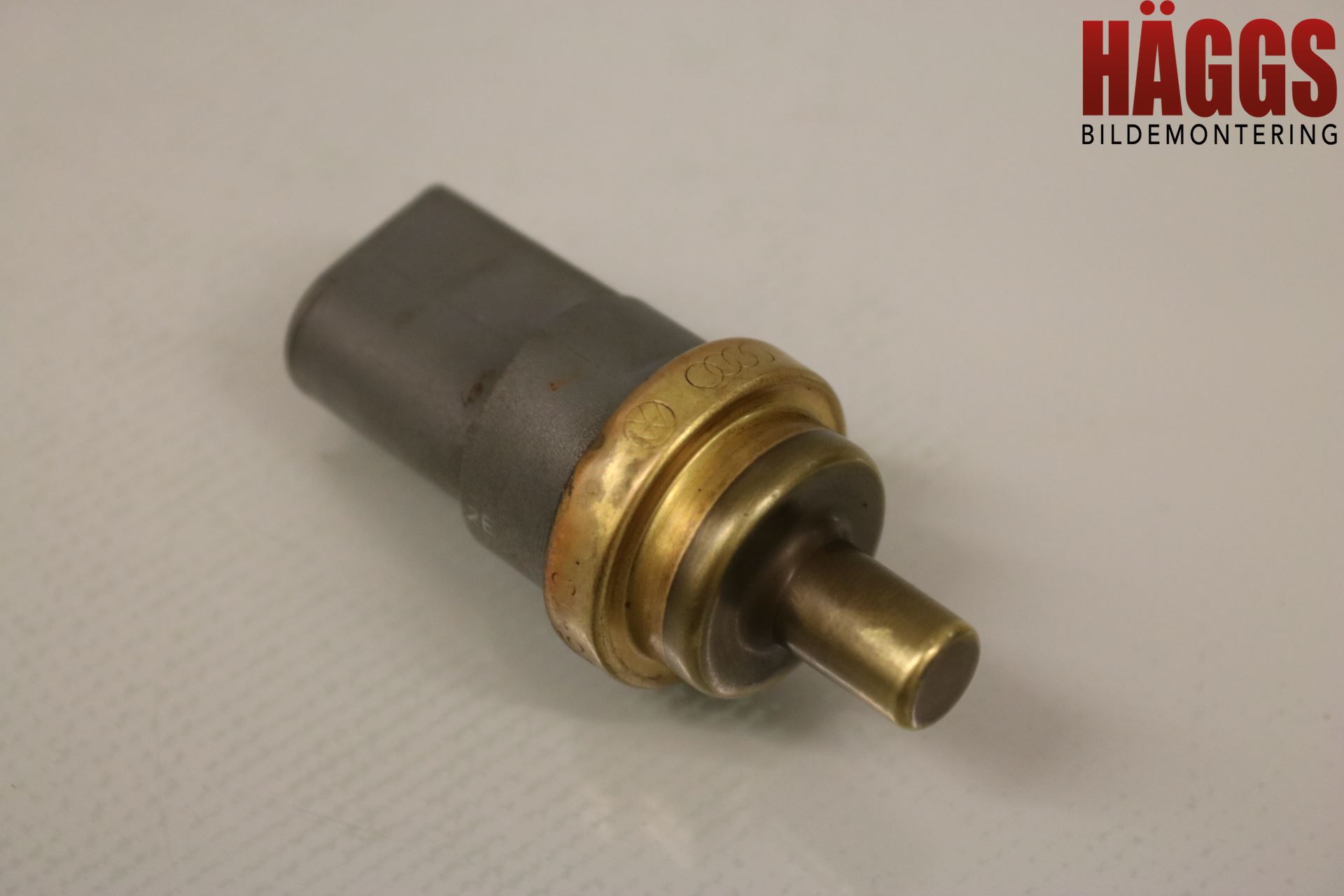 Volkswagen VW GOLF VI 09-13 Givare Temp Vatten