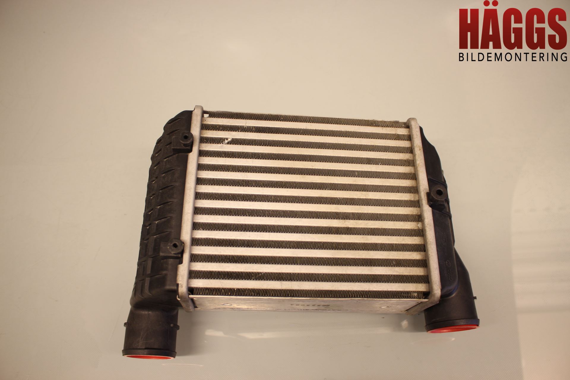 Audi A4/S4 01-05 Laddluft-Intercooler Kyl
