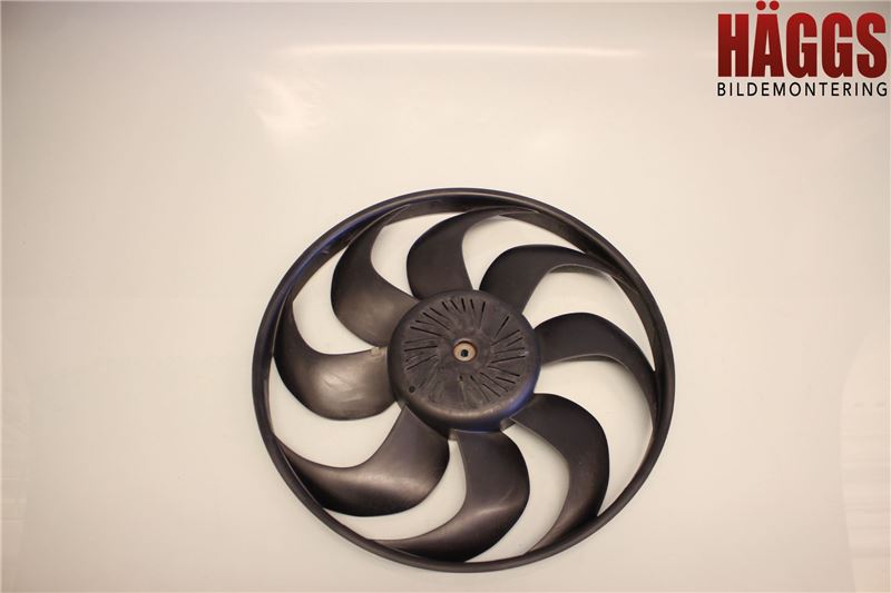 Volvo V60 11-13 Kylfläkt-Vinge