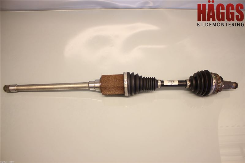 BMW 3 E90/91 SED/TOU 05-12 Drivaxel Fram Höger