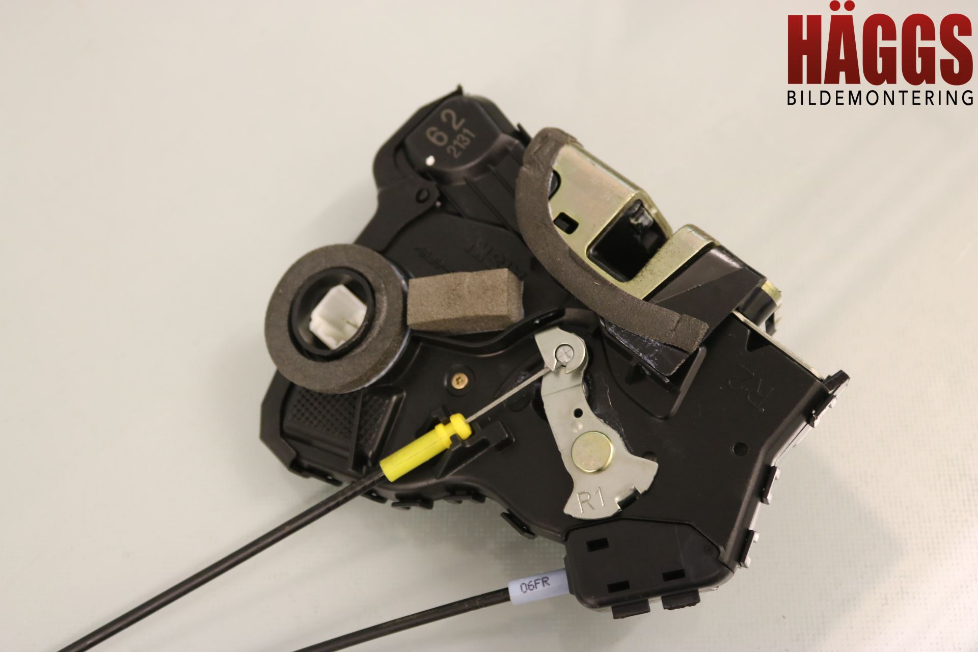 Toyota COROLLA 02-07 Låskista-Dörrlås