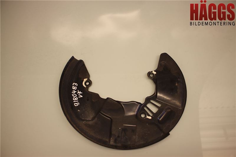 Subaru OUTBACK 15-20 Bromssköld Fram