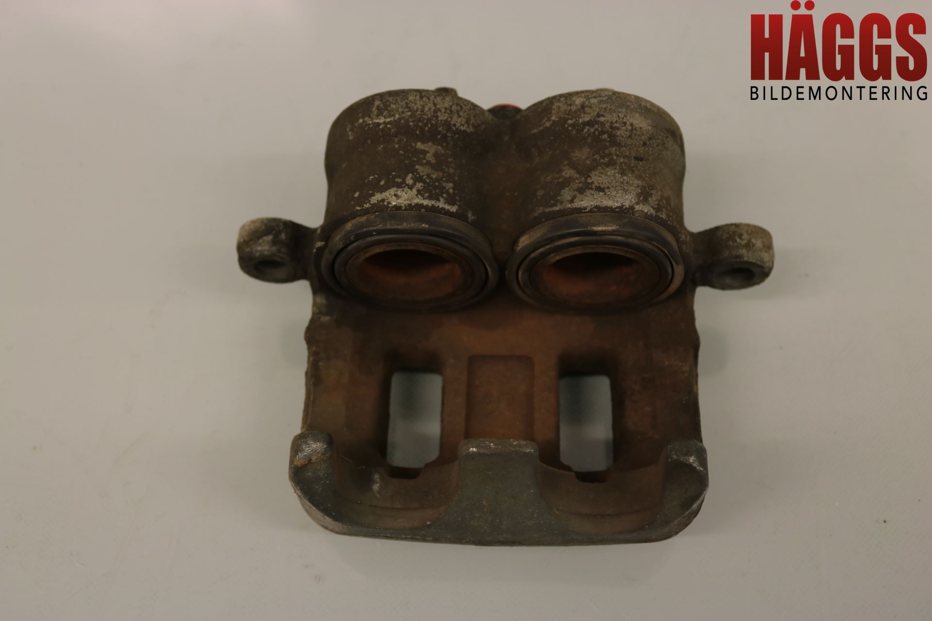 Mitsubishi GRANDIS Bromsok Fram Höger