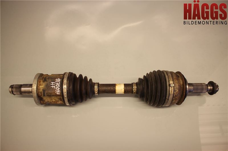 Toyota HILUX 05-16 Drivaxel Fram Höger