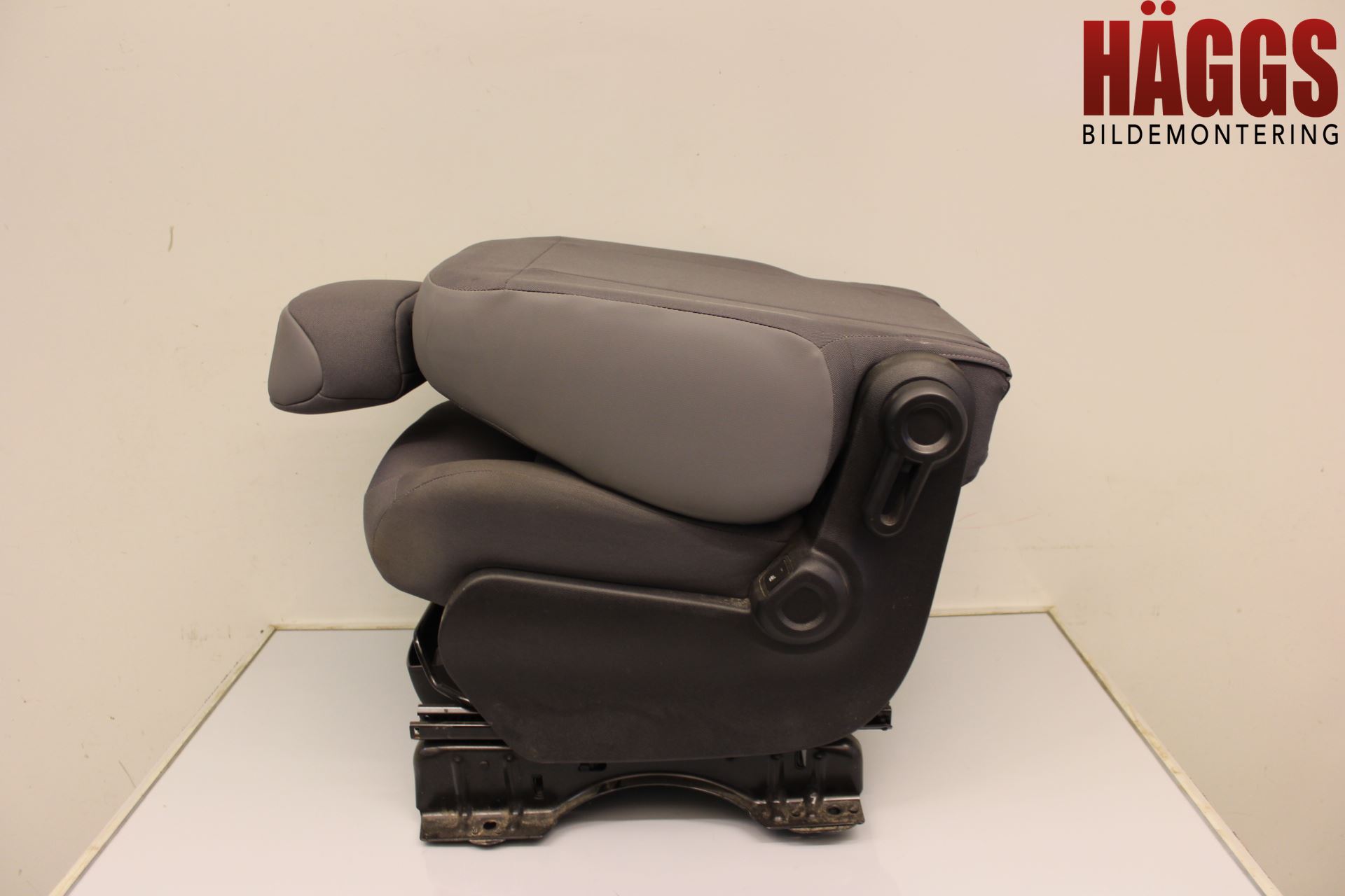 Citroen BERLINGO 08-18 Inredning Stol Fram Vä