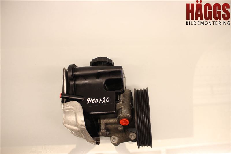 Mercedes-Benz MB C (203) 00-07 Styrservopump