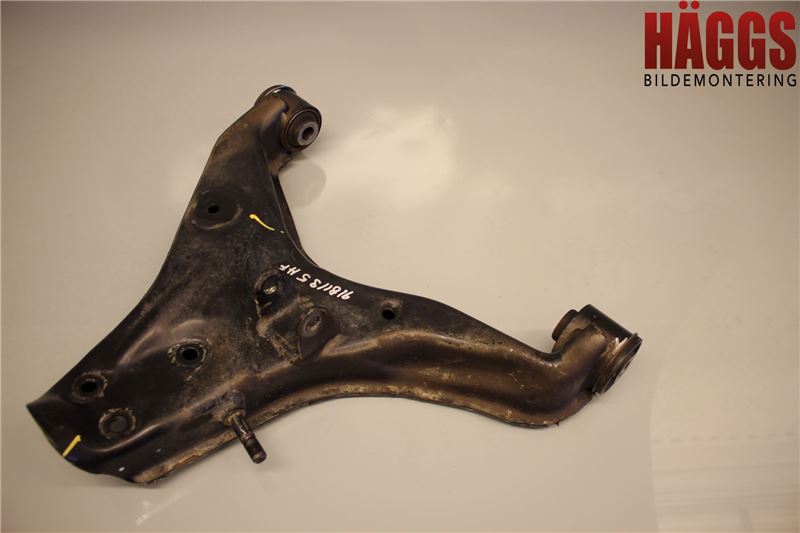 Mitsubishi L200 16-23 Bärarm Fram Undre Hö