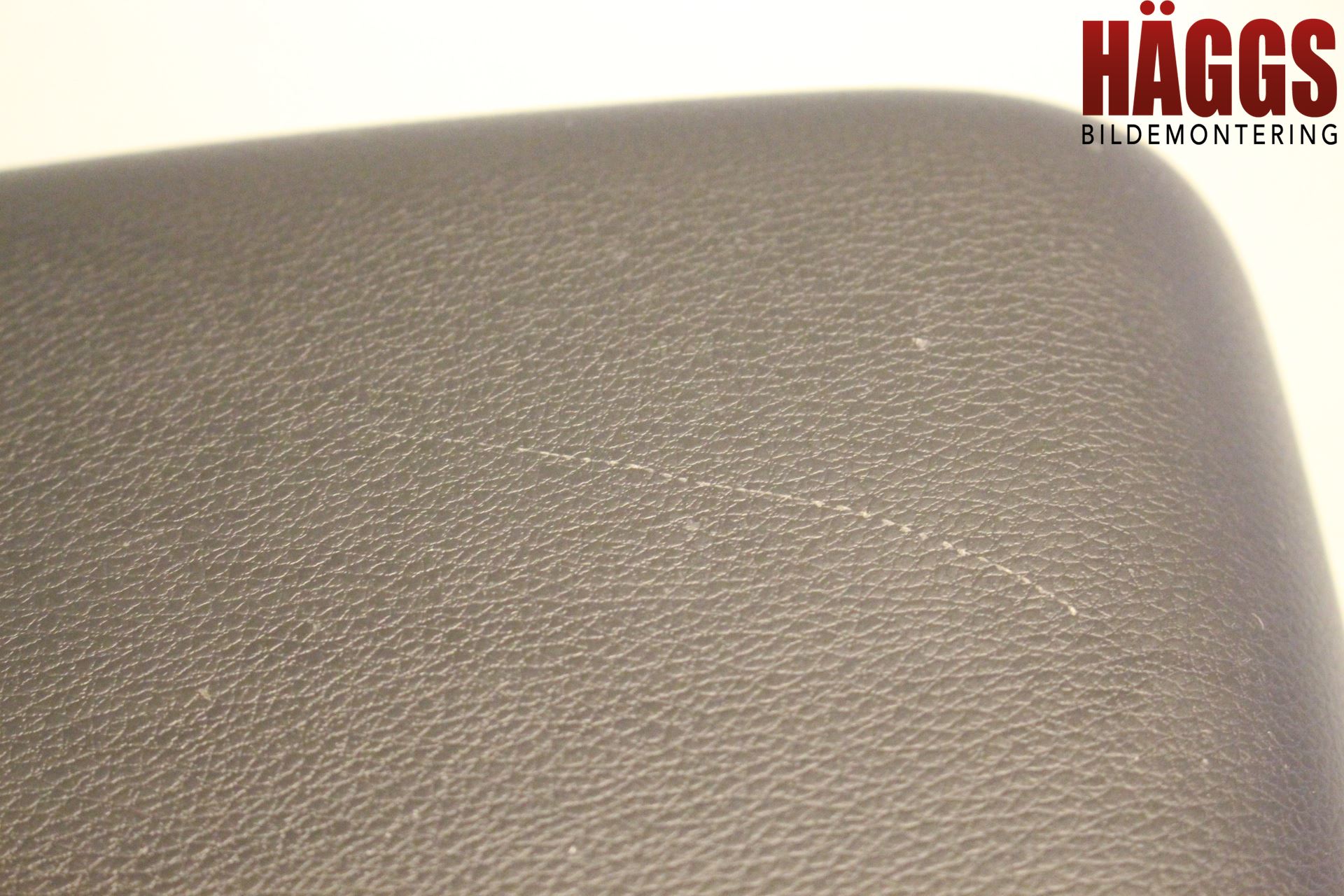 Mitsubishi L200 16-23 Inredning Armstöd