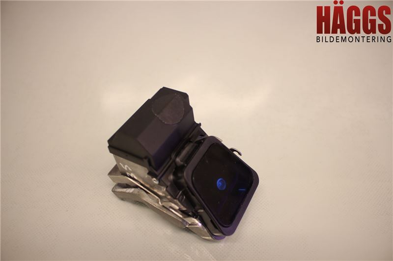 Mitsubishi L200 16-23 Sensor Aktivt Kollisionsskydd