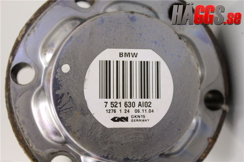 BMW 5 E60/61 Sed/Tou 02-10 Drivaxel Bak Höger