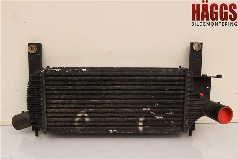 Nissan NAVARA 05-16 Laddluft-Intercooler Kyl