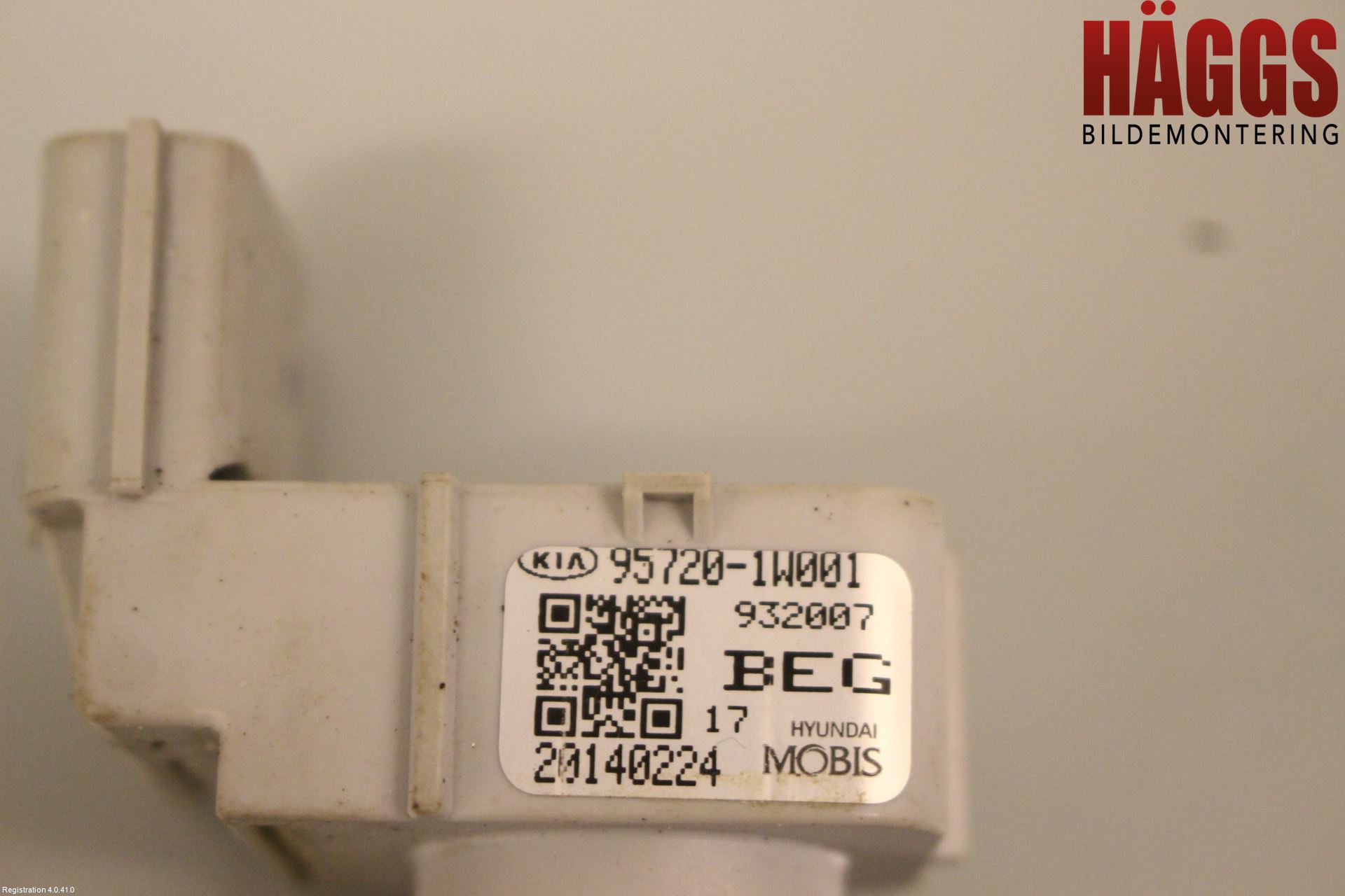 Kia RIO 12-16 Parkeringshjälp Backsensor