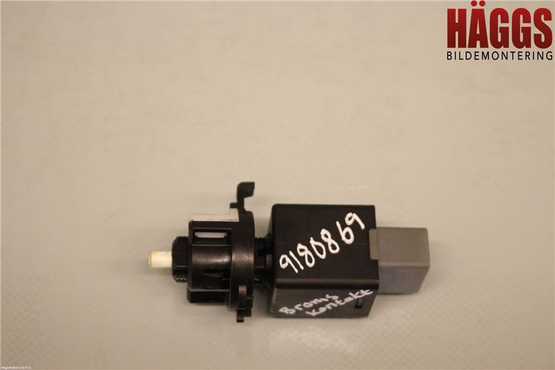 Hyundai ix20 Bromsljuskontakt