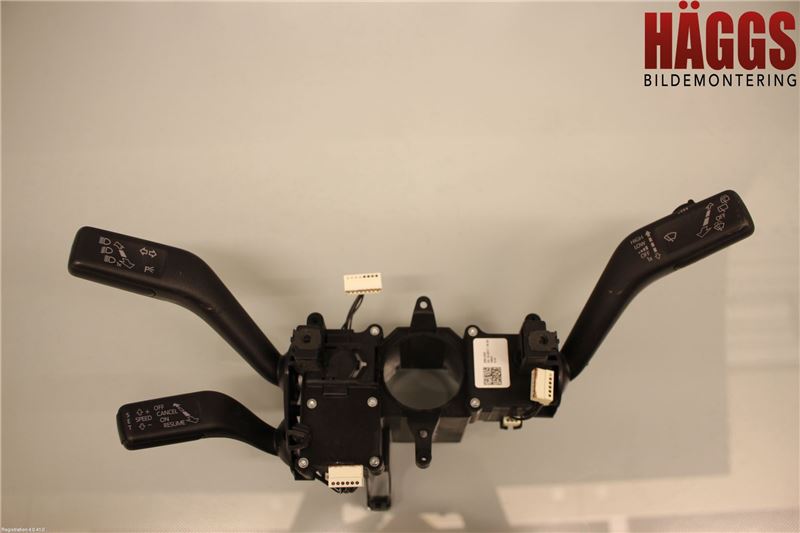 Volkswagen VW PASSAT 11-14 Spakcentral