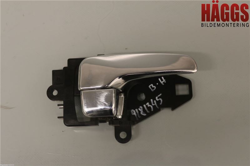 Mitsubishi L200 06-15 Dörrhandtag Inre Hö