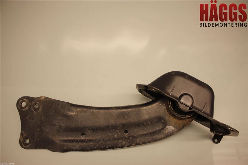 Volkswagen VW TIGUAN 07-16 Bärarm Bak Höger
