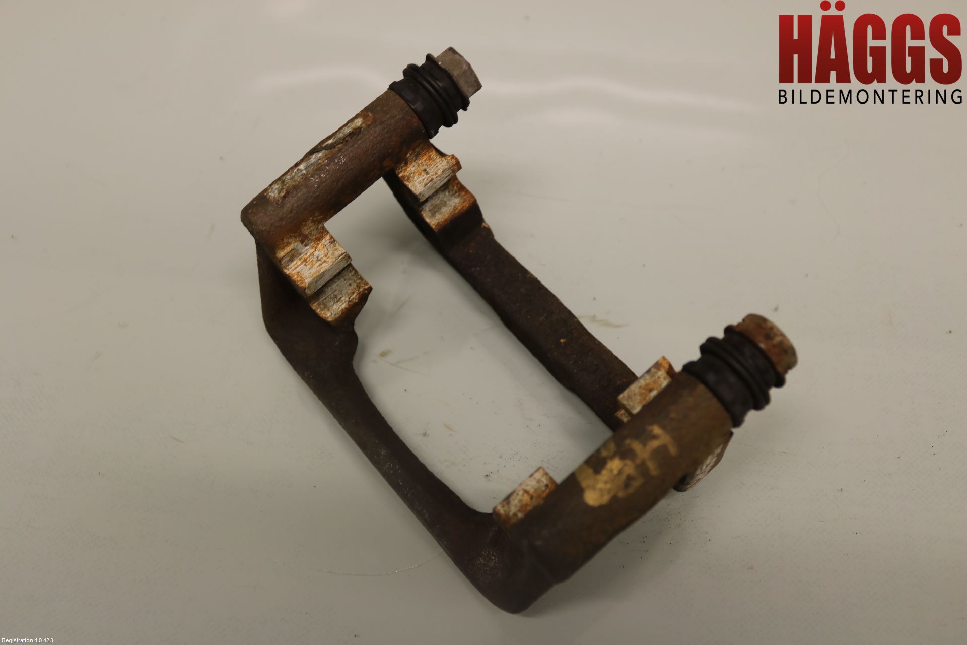 Opel INSIGNIA 09-16 Bromsokshållare