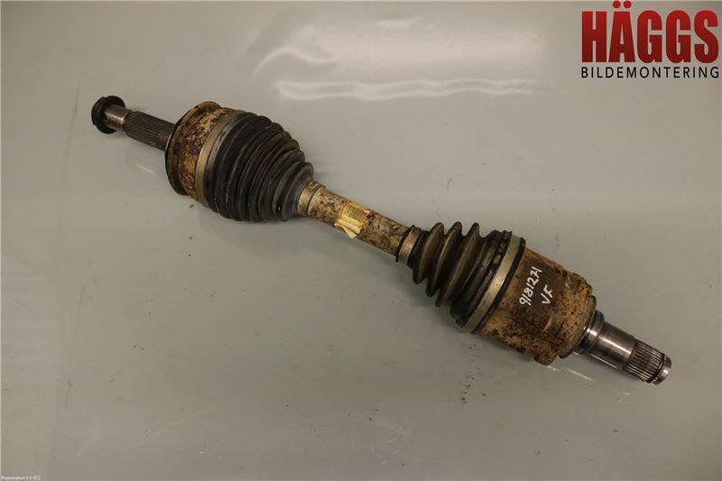 Toyota HILUX 05-16 Drivaxel Fram Vänster