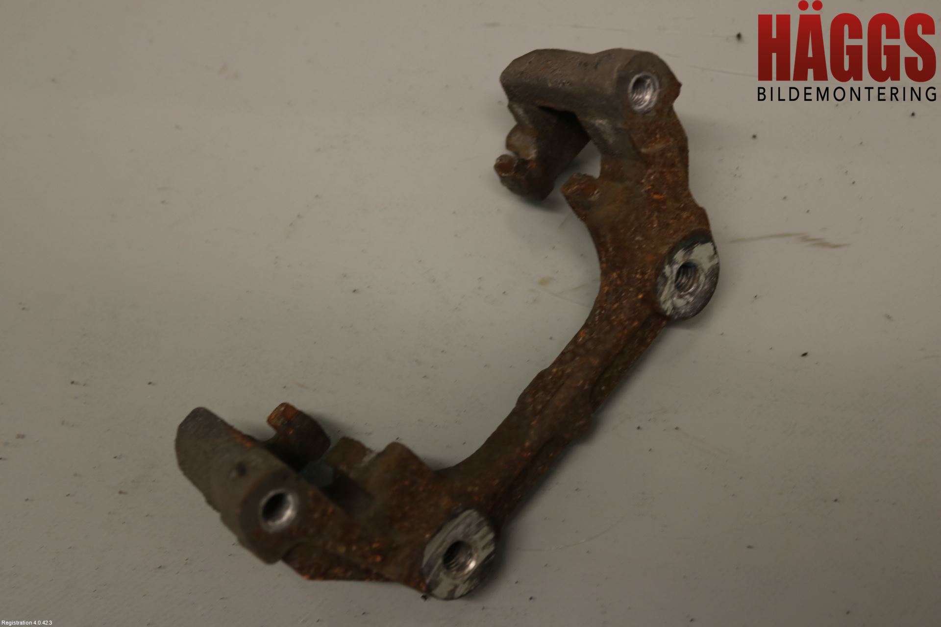 Volvo V40 12-19 Bromsokshållare