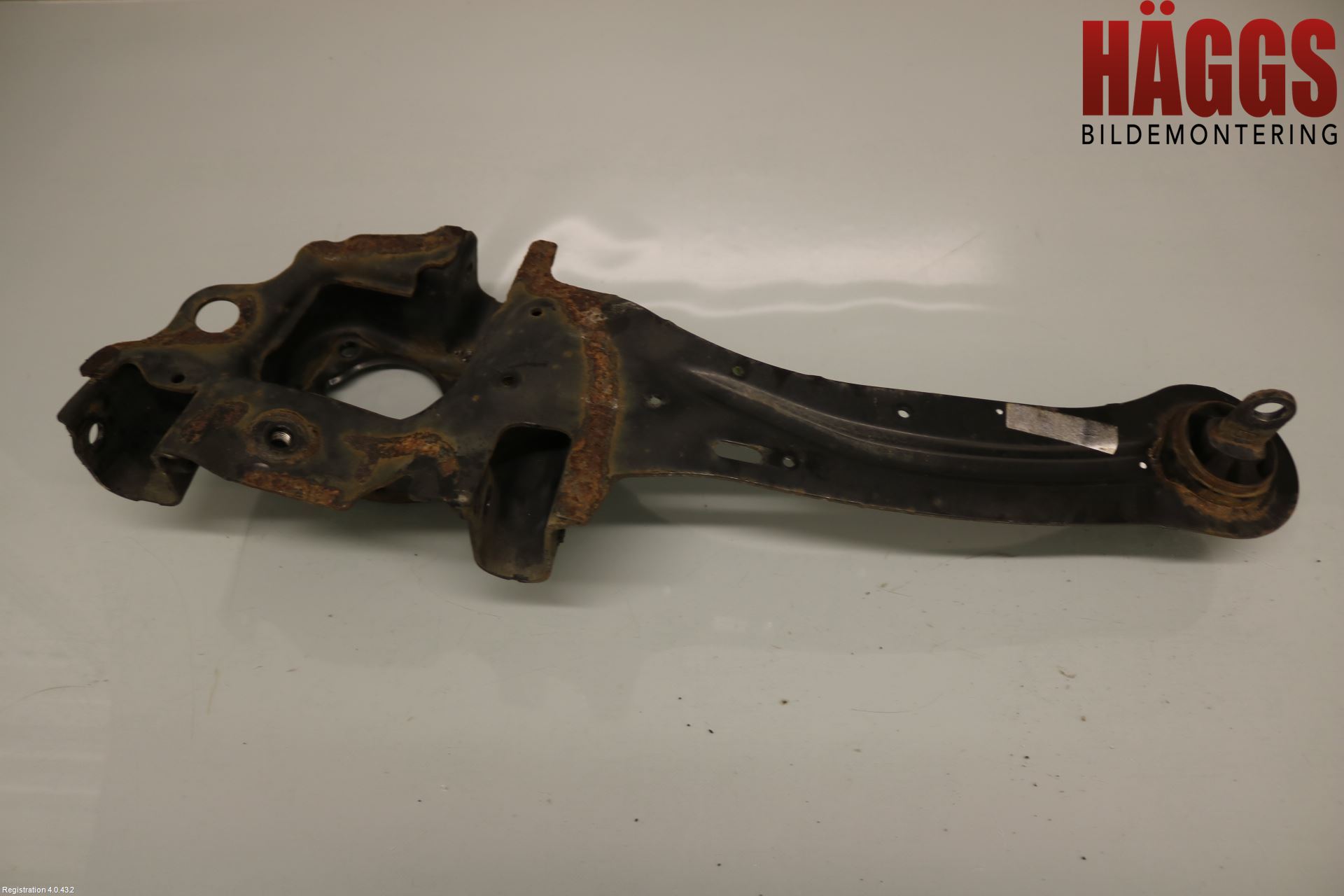 Volvo V40 12-19 Hjullagerhus Bak Vä