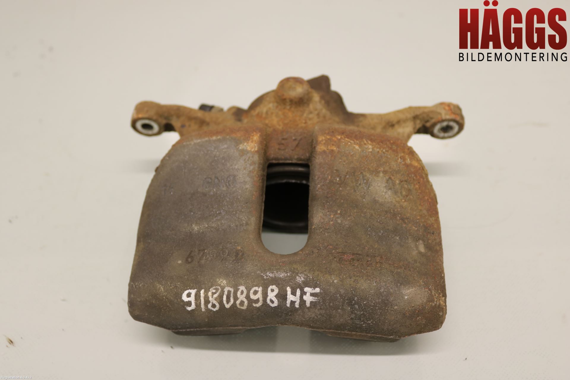 Volkswagen VW TOURAN 16- Bromsok Fram Höger