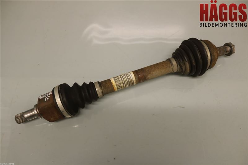 Peugeot 307     05-08 Drivaxel Fram Vänster
