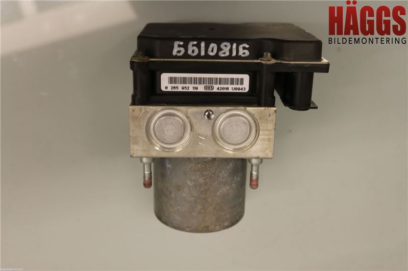 Toyota AVENSIS 09-15 Abs Hydraulaggregat